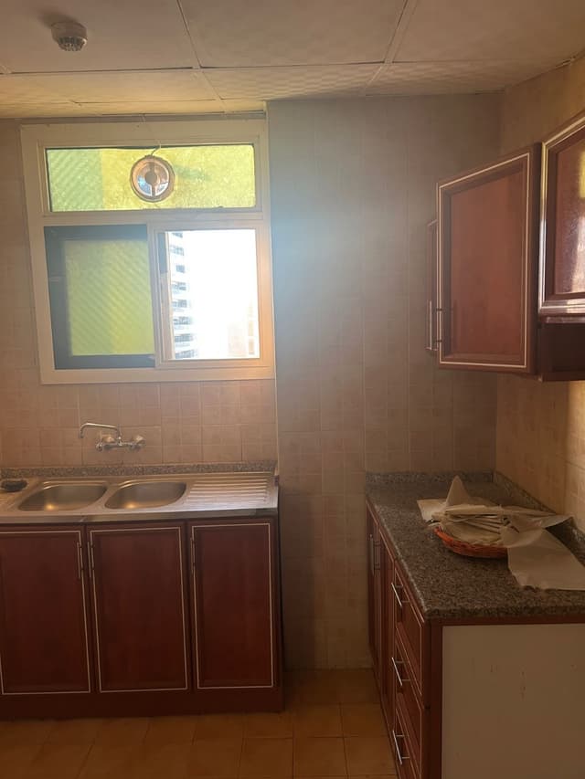 شقة للإيجار في المجاز 1