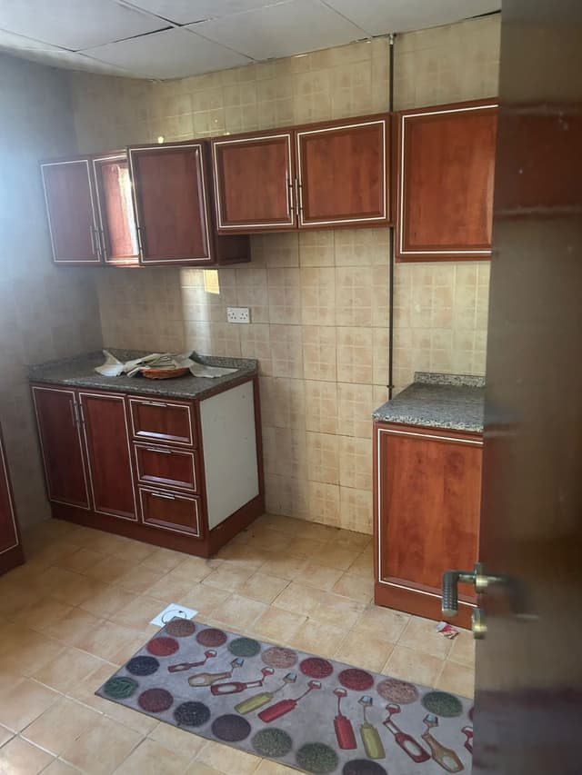 شقة للإيجار في المجاز 1
