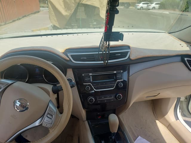 نيسان x tril  2015