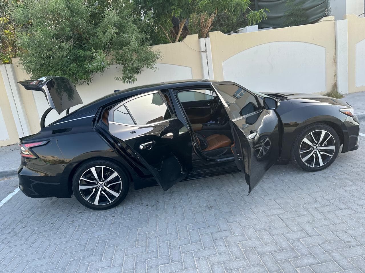 Nissan Maxima 2021  1