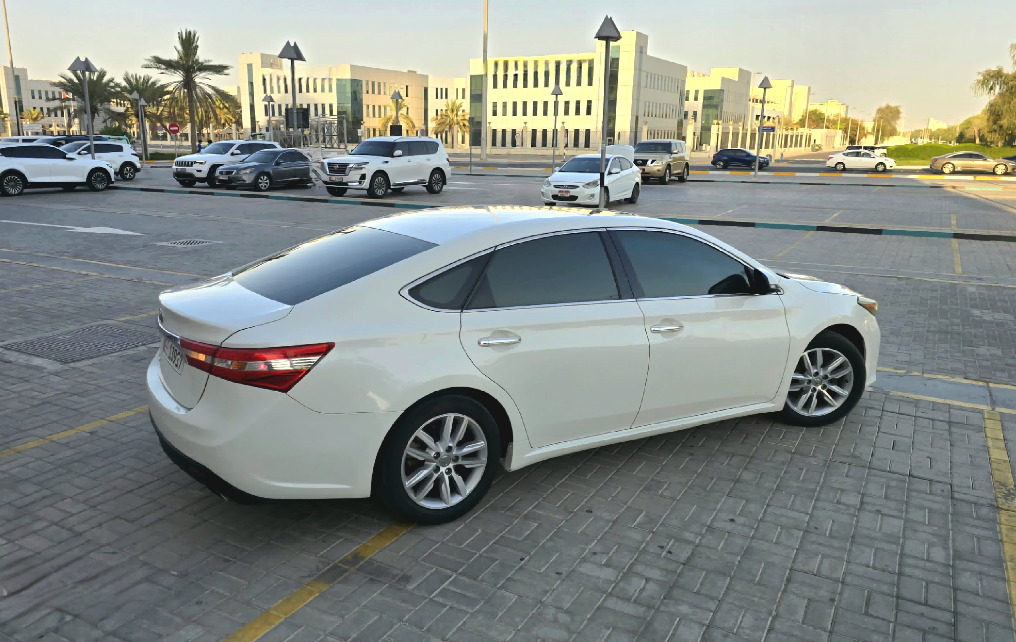 تويوتا أفالون 2013 GCC
