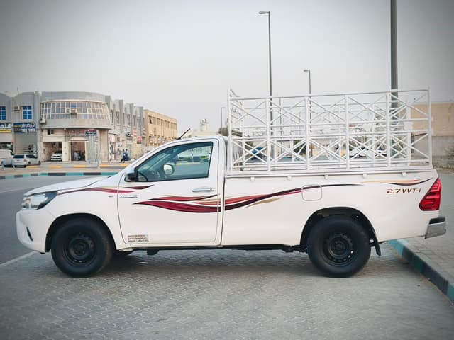 تويوتا هايلوكس V4 2.7L موديل 2020