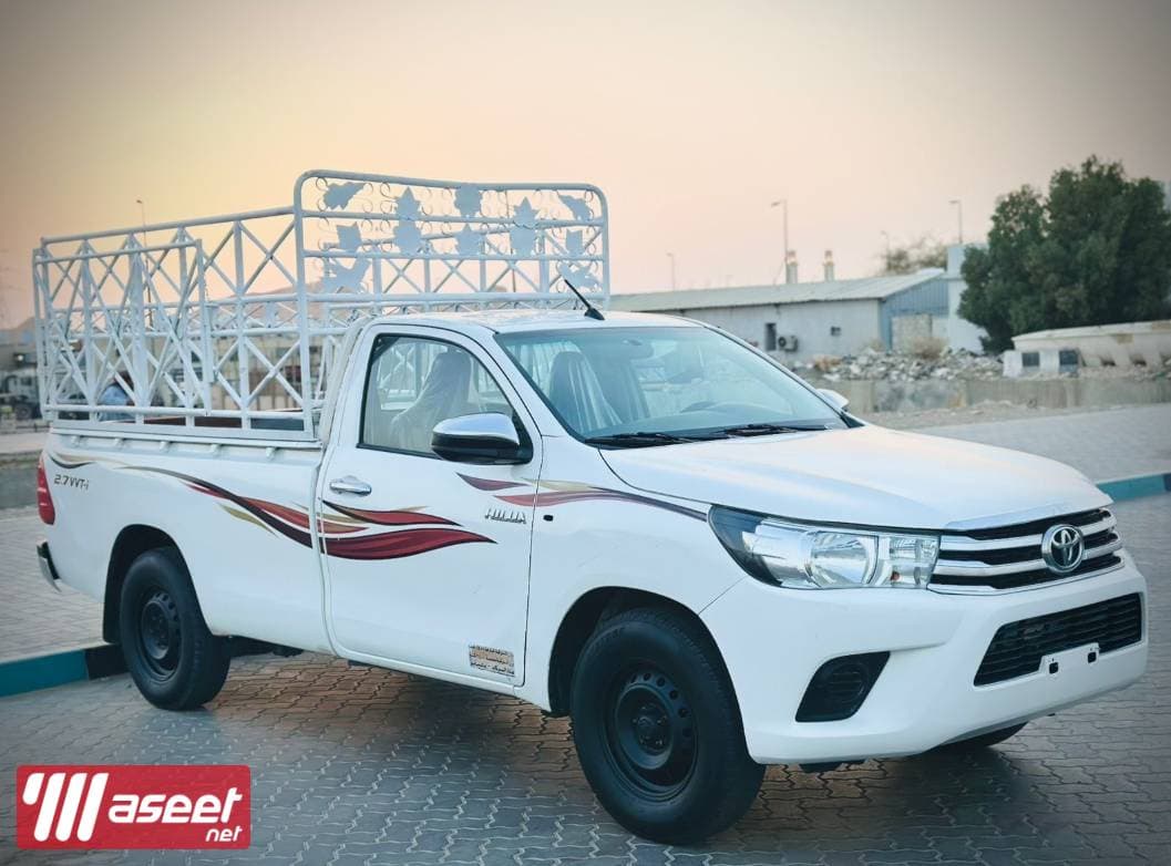 تويوتا هايلوكس V4 2.7L موديل 2020 9