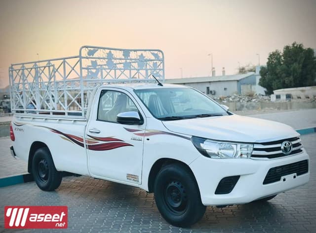 تويوتا هايلوكس V4 2.7L موديل 2020