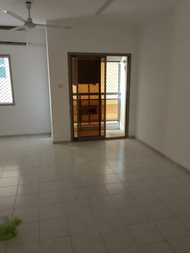For rent an apartment in the heart of Al Qasimia, Al Ashgar market