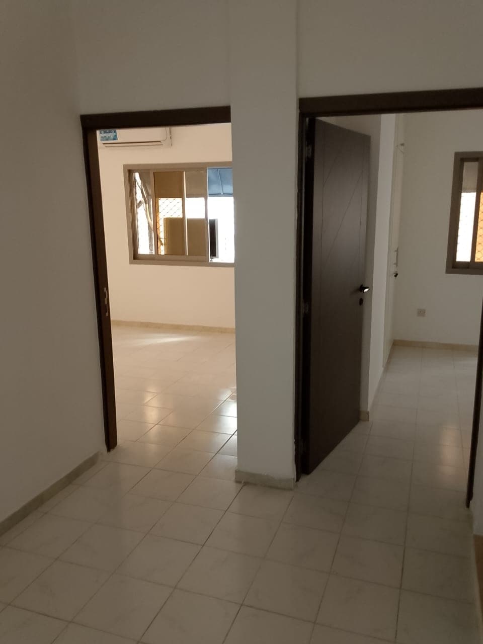 For rent an apartment in the heart of Al Qasimia, Al Ashgar market 6