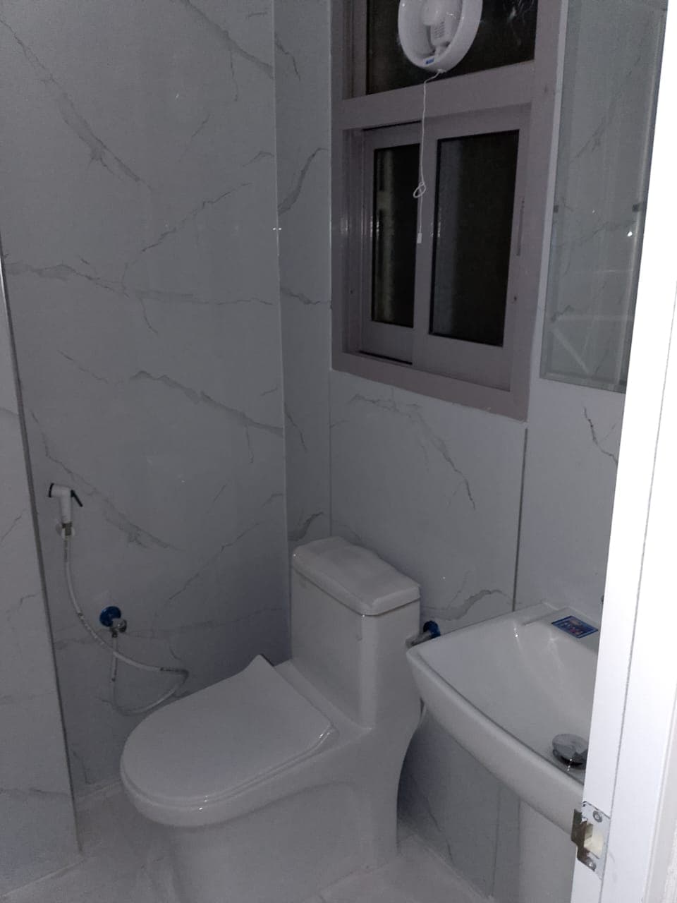 For rent an apartment in the heart of Al Qasimia, Al Ashgar market 3