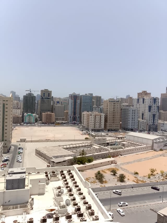 Apartment in Al Qasimia, room and hall for annual rent