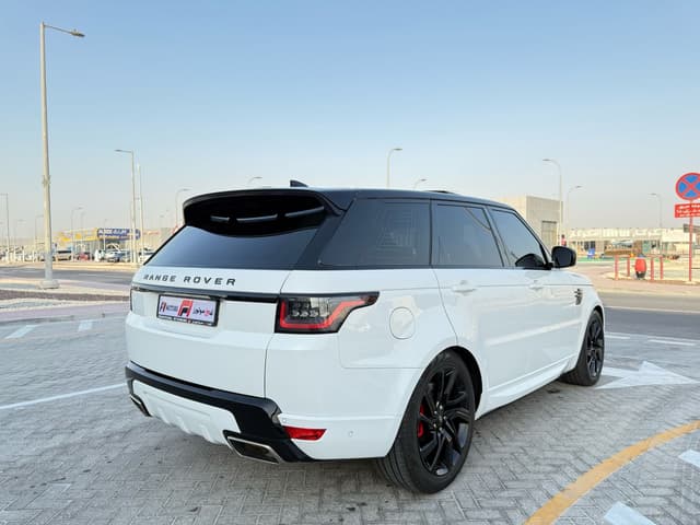 رنج روفر  HST 2022