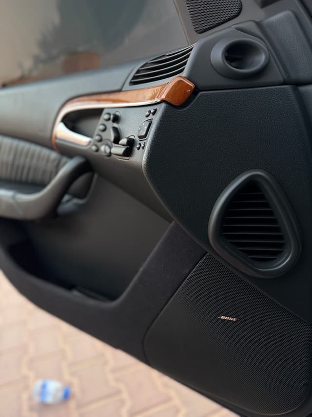 مرسيدس 2005 S 500 