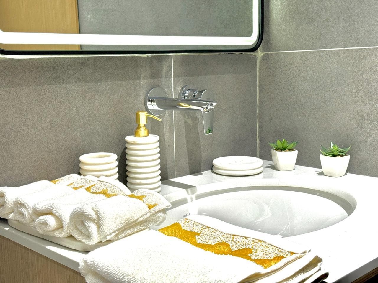 Own your apartment in the most powerful project in Creek Tower Ajman 2