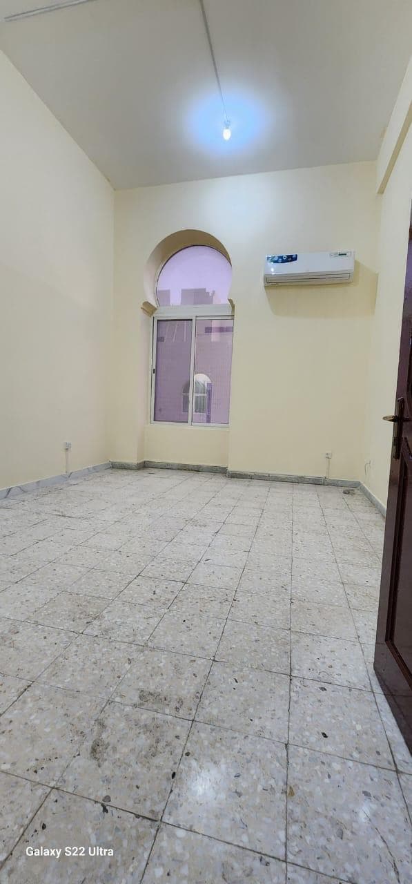 For rent a one bedroom apartment and a hall in Abu Dhabi on Airport Street, there is a chapel 4
