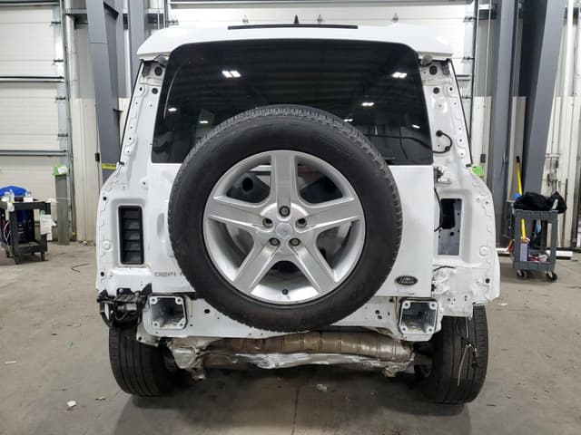 2023 Land Rover Defender  