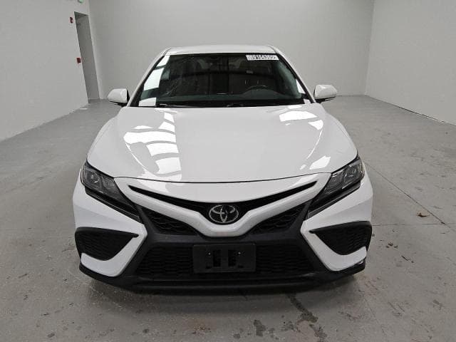   2023 TOYOTA CAMRY,  4