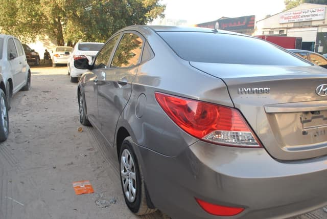 HYUNDAI ACCENT 2013
