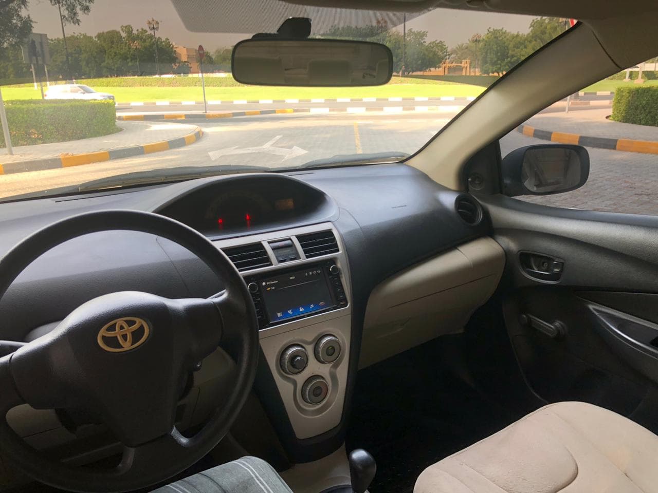 YARIS 2008   4