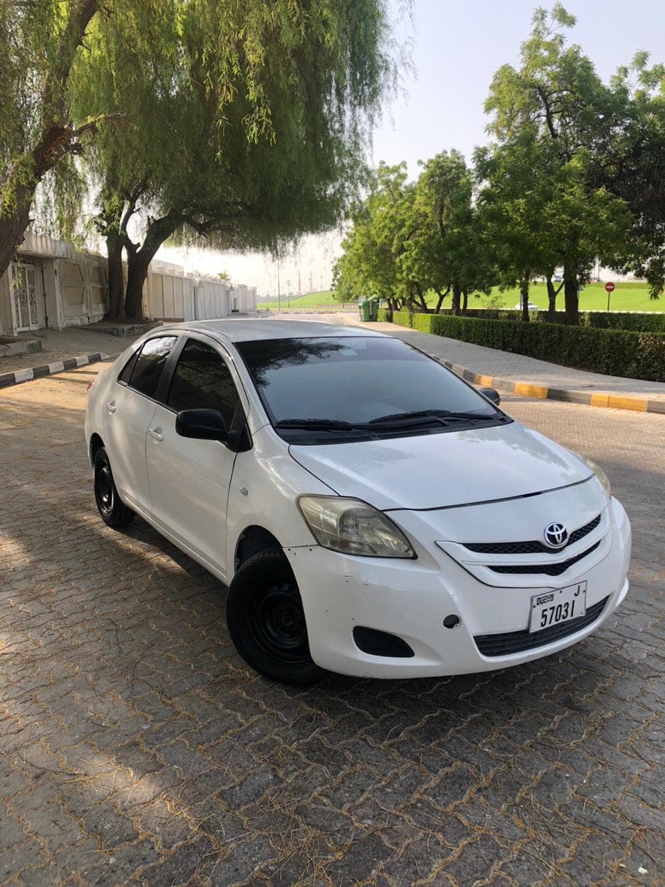 YARIS 2008   8