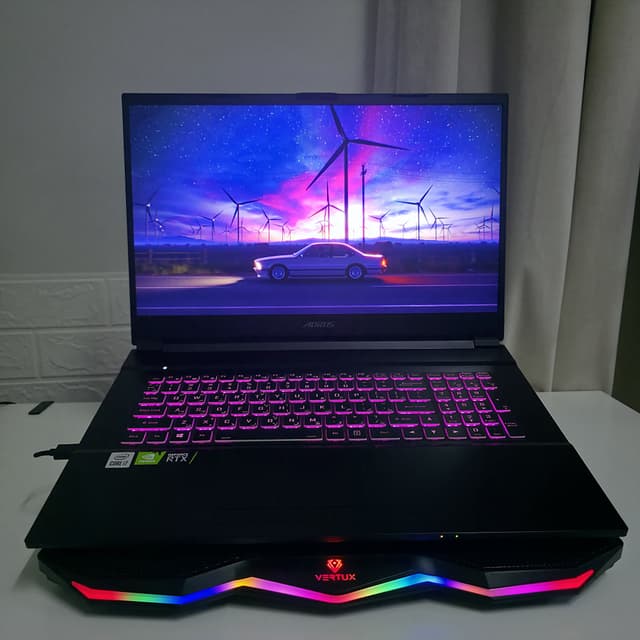 AORUS 7 KB gaming laptop for sale in excellent condition