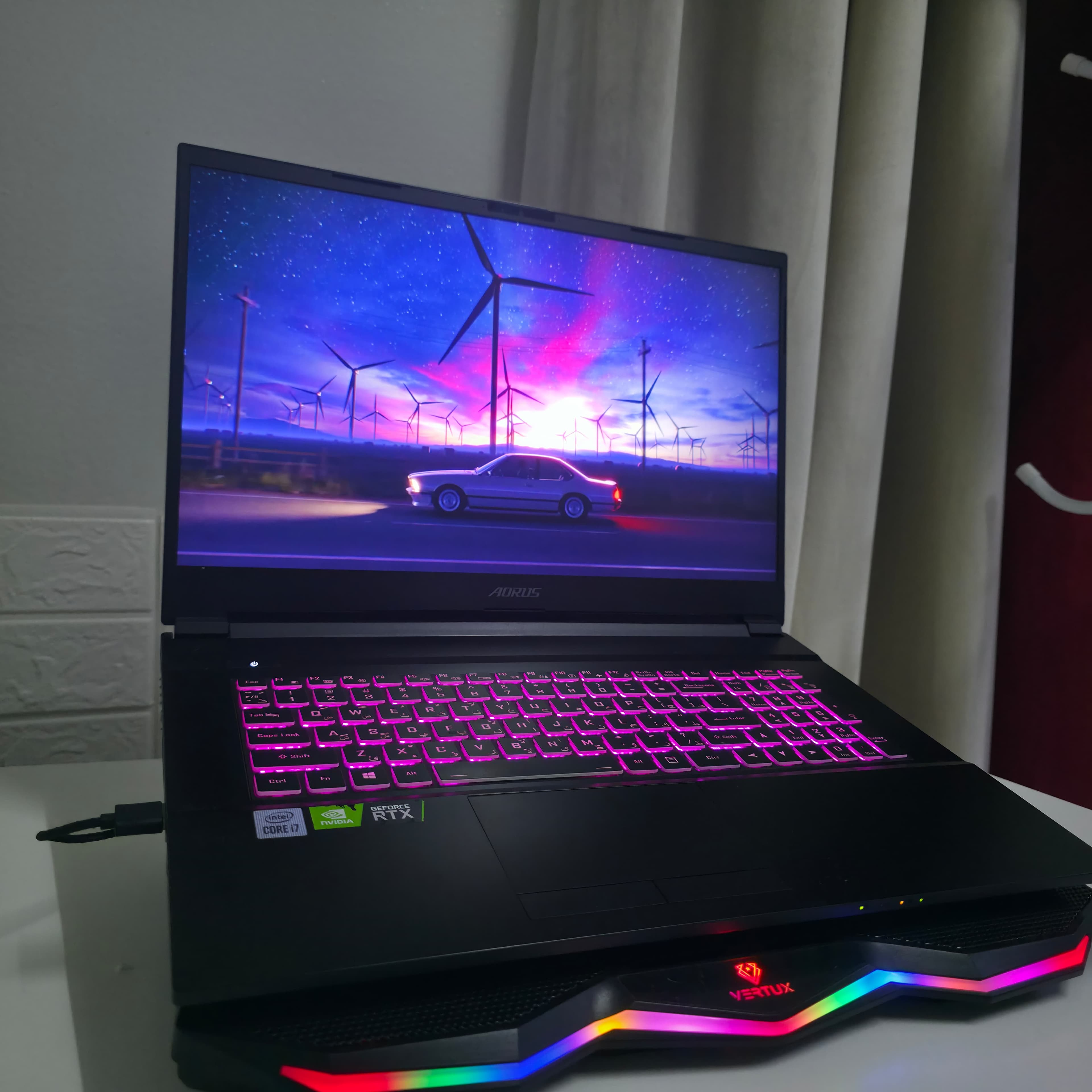 AORUS 7 KB gaming laptop for sale in excellent condition 3