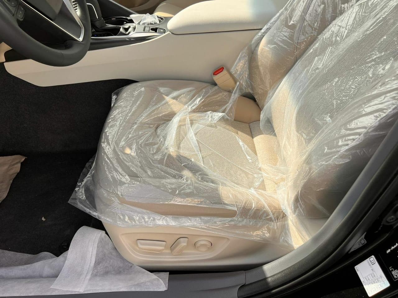 Toyota Camry GLE 2023 for sale 5