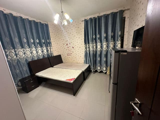مشاركه سكن للبنات