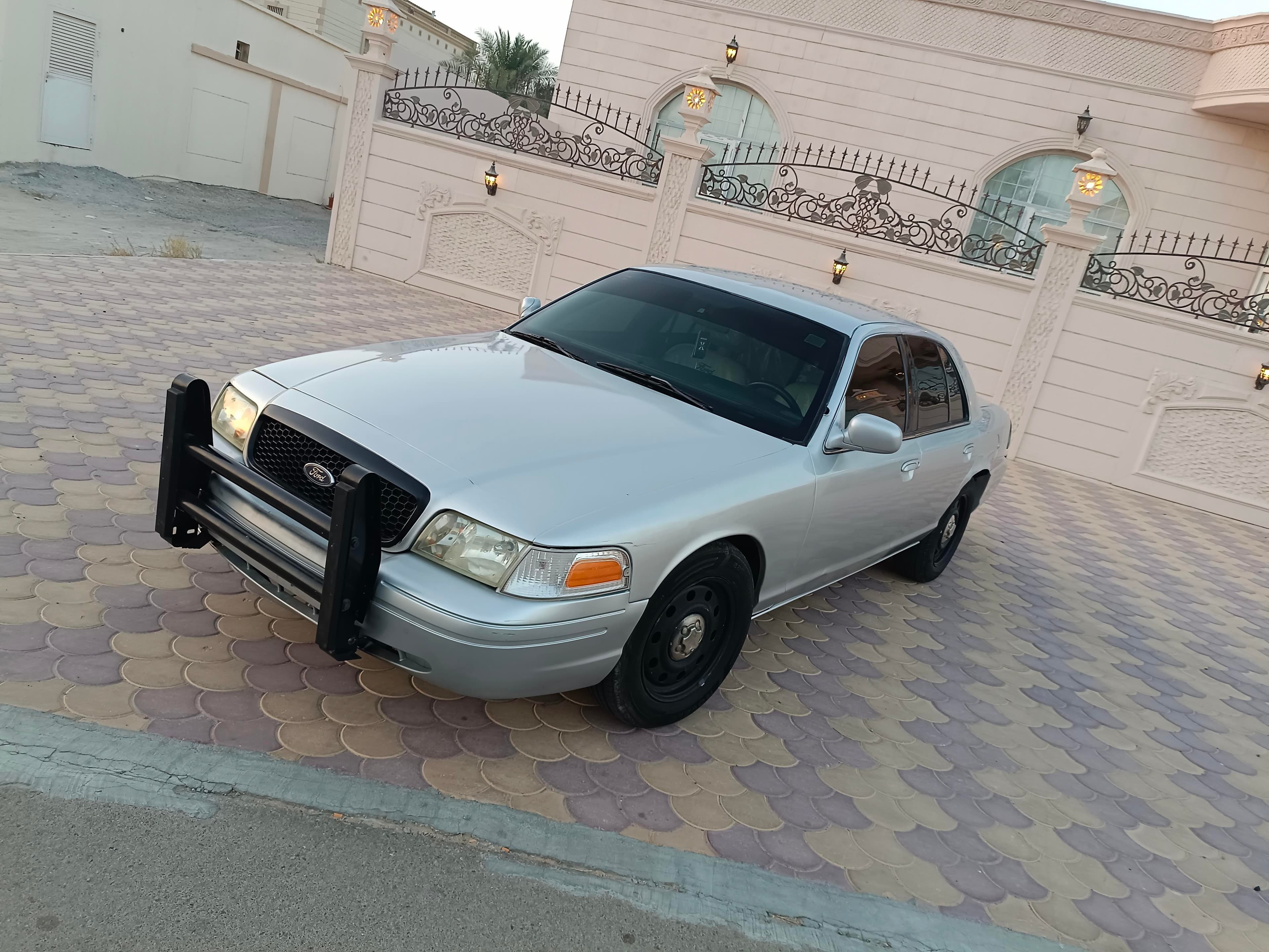 Ford Crown Victoria 2009 1