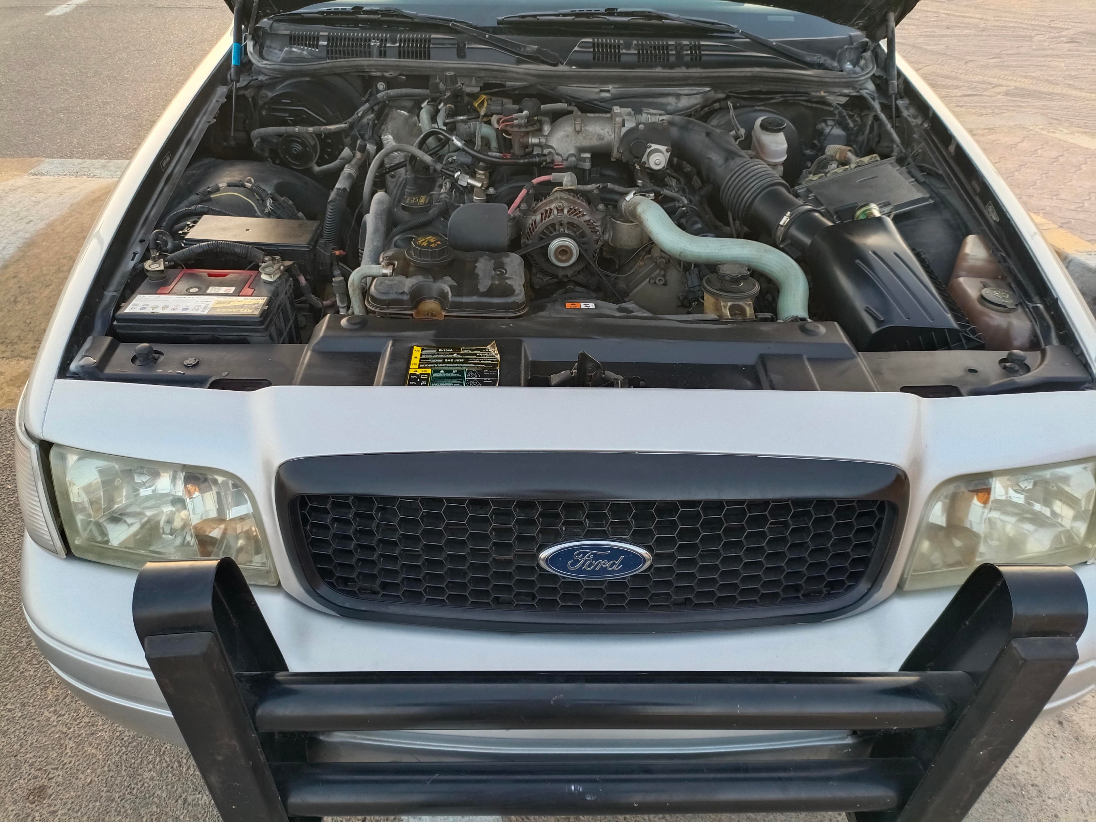 Ford Crown Victoria 2009 4