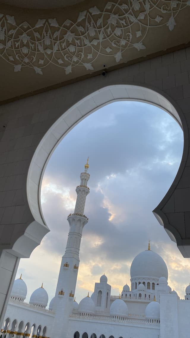فريق السياحة في دبي