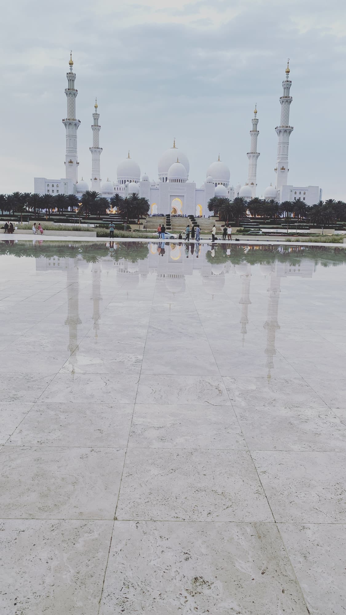 فريق السياحة في دبي 4