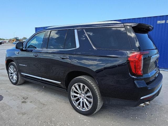 2023 GMC Yukon Denali 3
