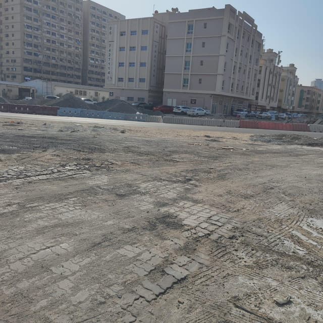 قطعتان ارض للبيع بالراشديه 1 بجوار نستو هايبر ماركت