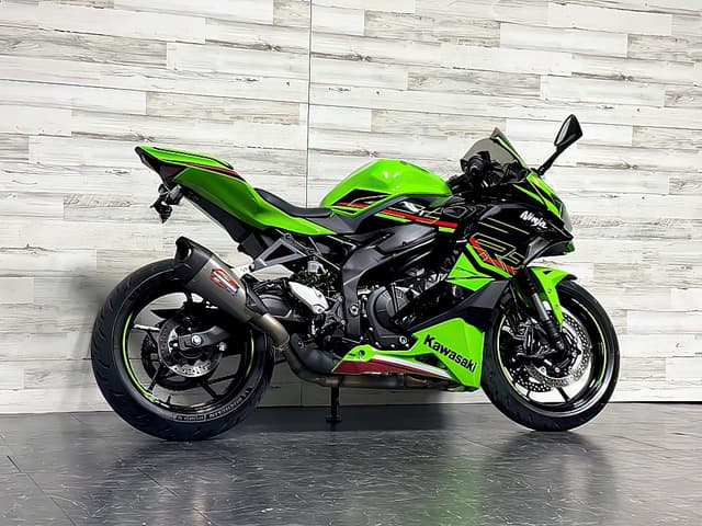2023 كاواساكي نينجا ZX-4RR-KRT
