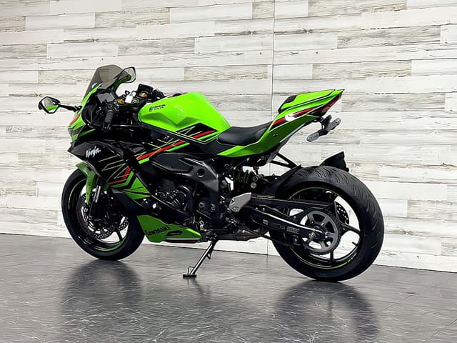 2023 كاواساكي نينجا ZX-4RR-KRT