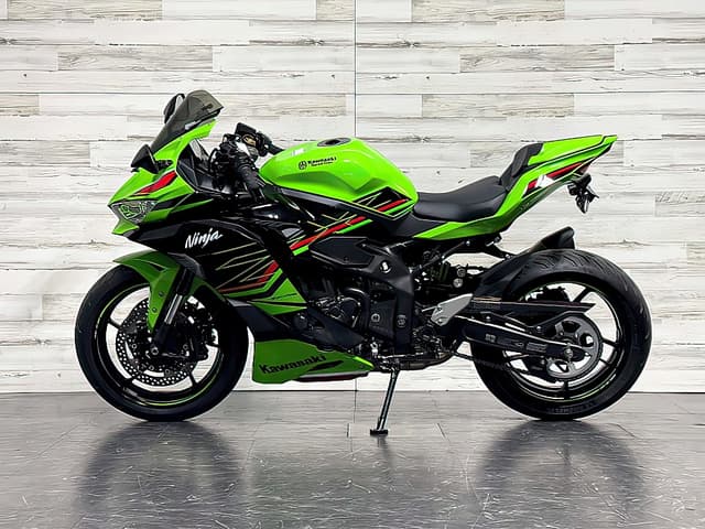 2023 كاواساكي نينجا ZX-4RR-KRT