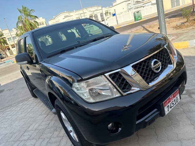 Nissan Pathfinder model 20015 for sale