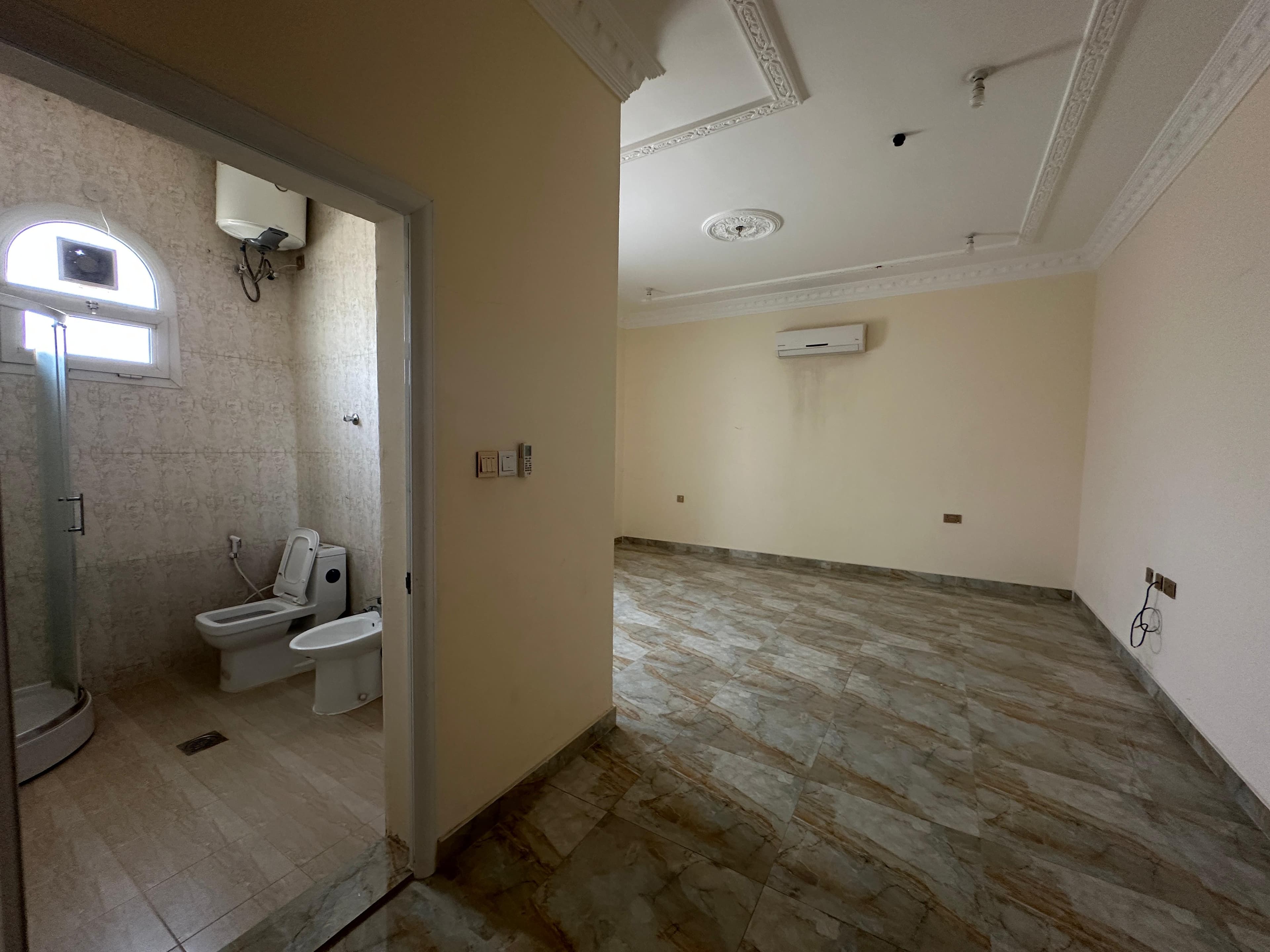 A spacious 3 bedroom family villa for rent 2