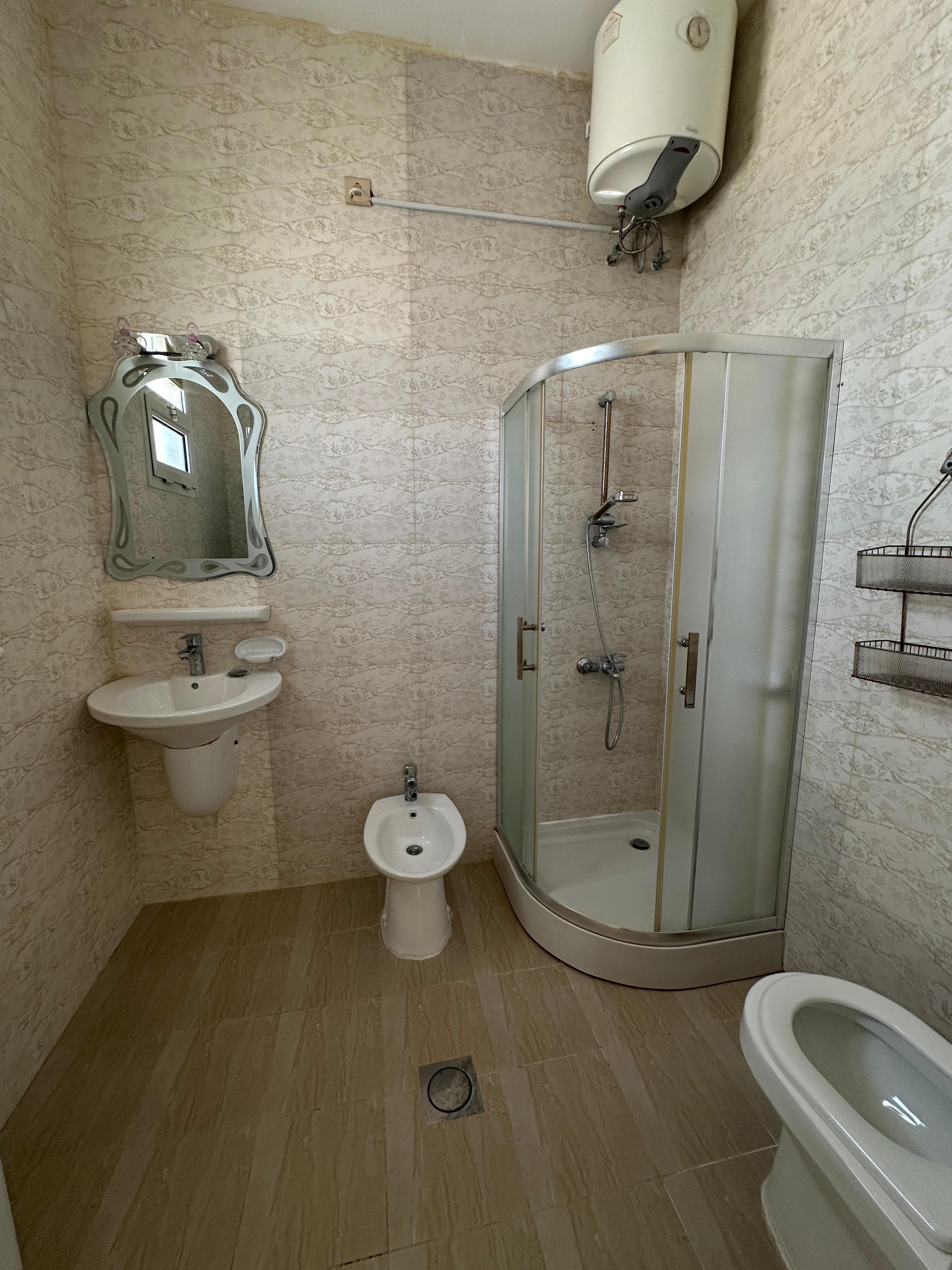 A spacious 3 bedroom family villa for rent 6