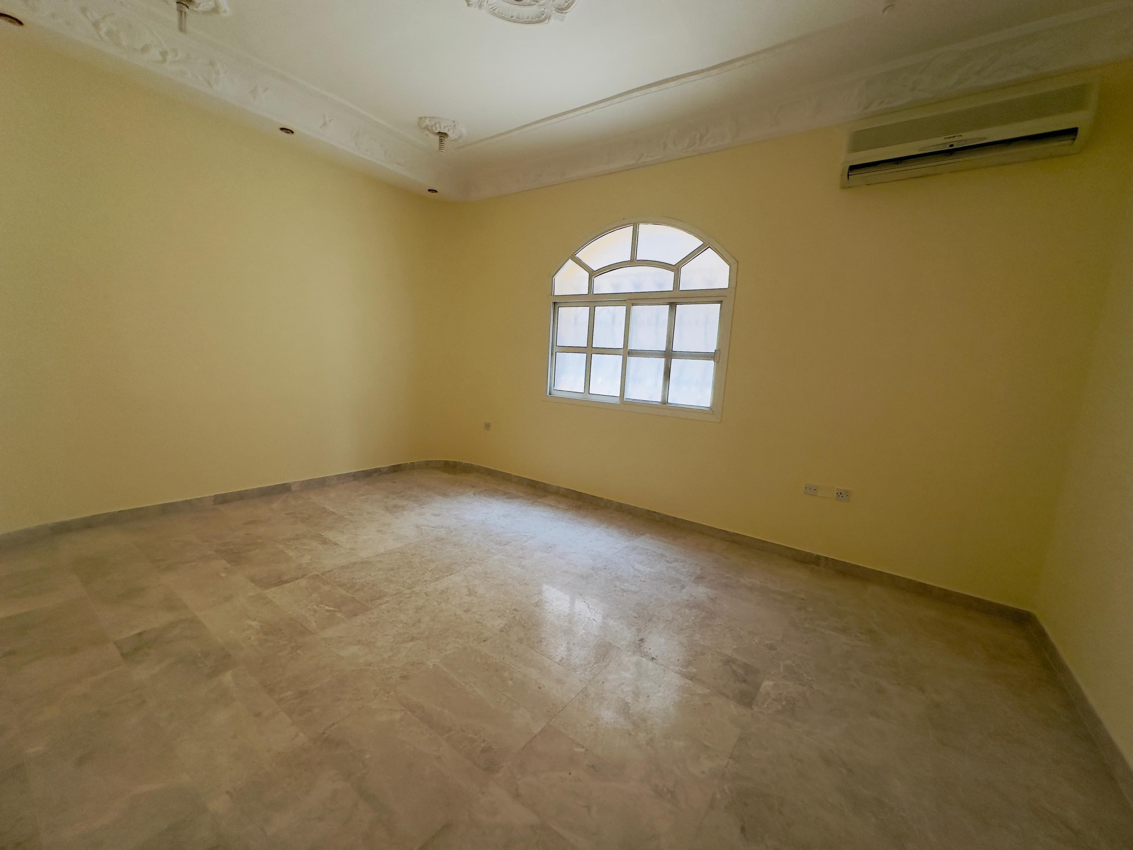  For rent in Al Falah City, Abu Dhabi 2