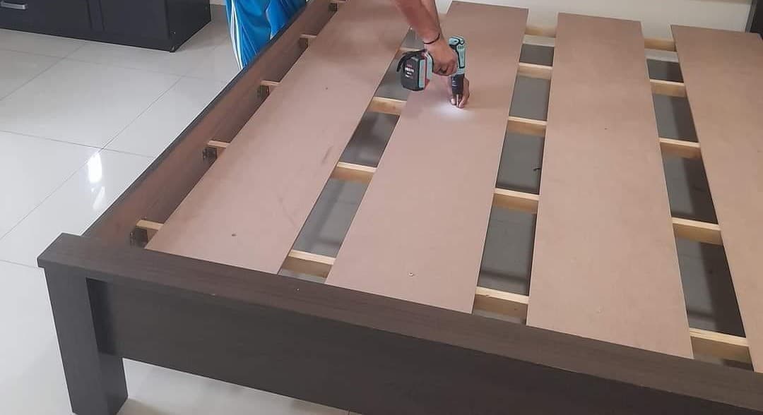 Carpenter for furniture repairs Fixing installation 5