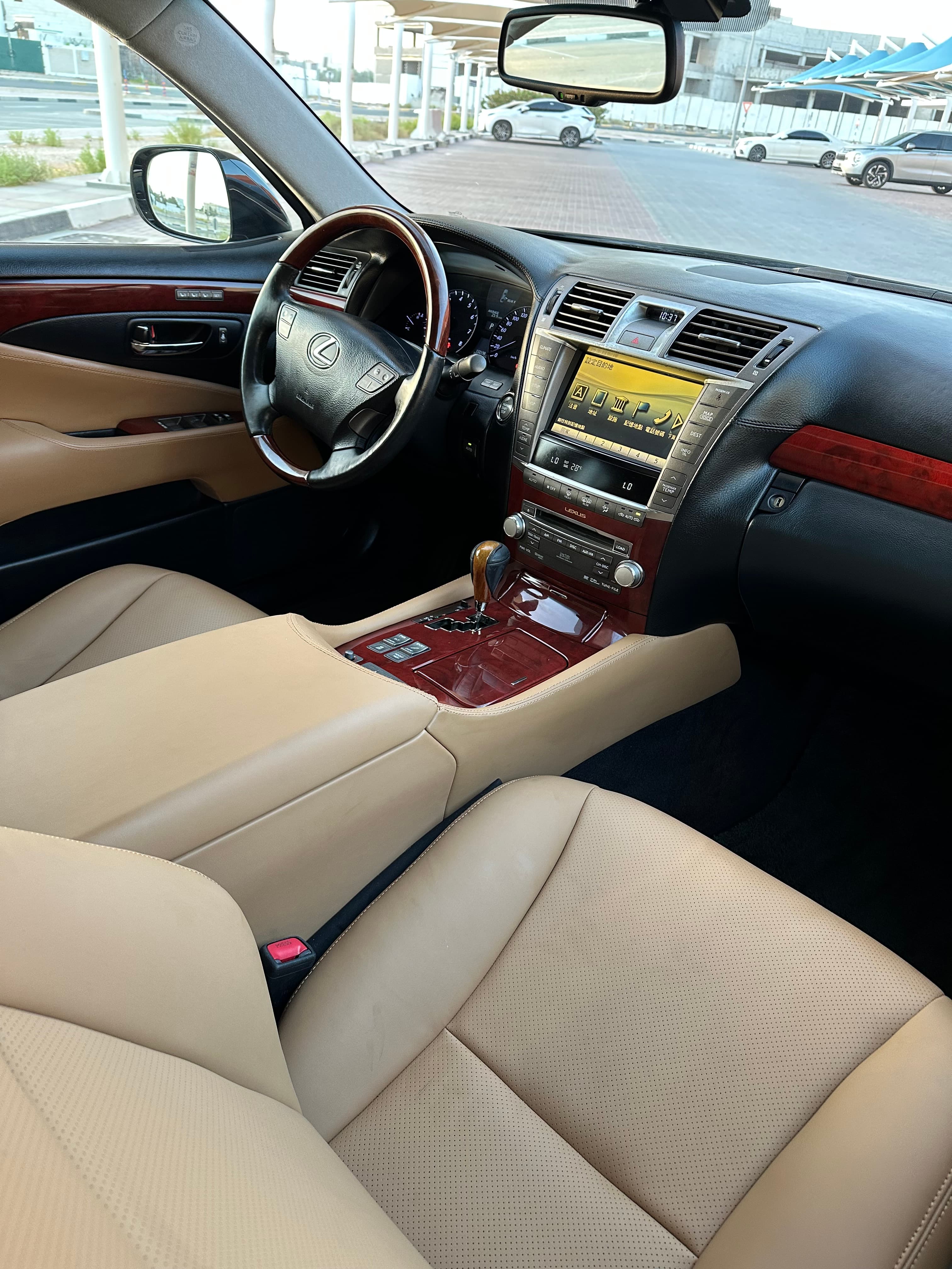 لكزس LS460 الكبيرة 2010 vip 4