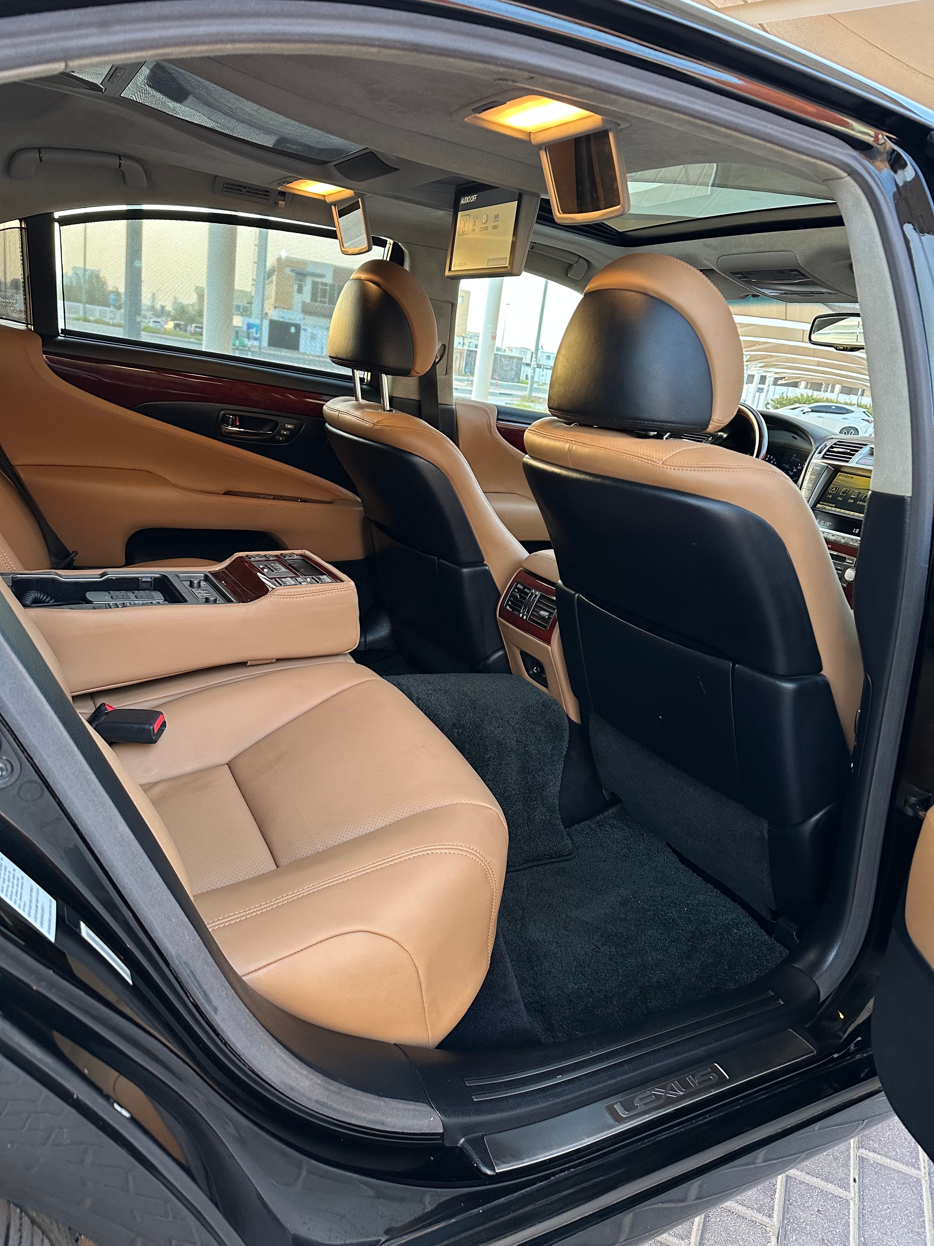لكزس LS460 الكبيرة 2010 vip 5