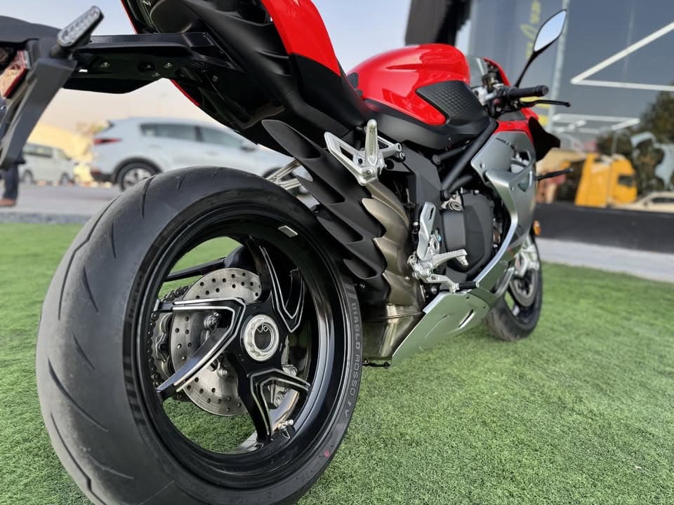 Super bike sports motorcycle 1