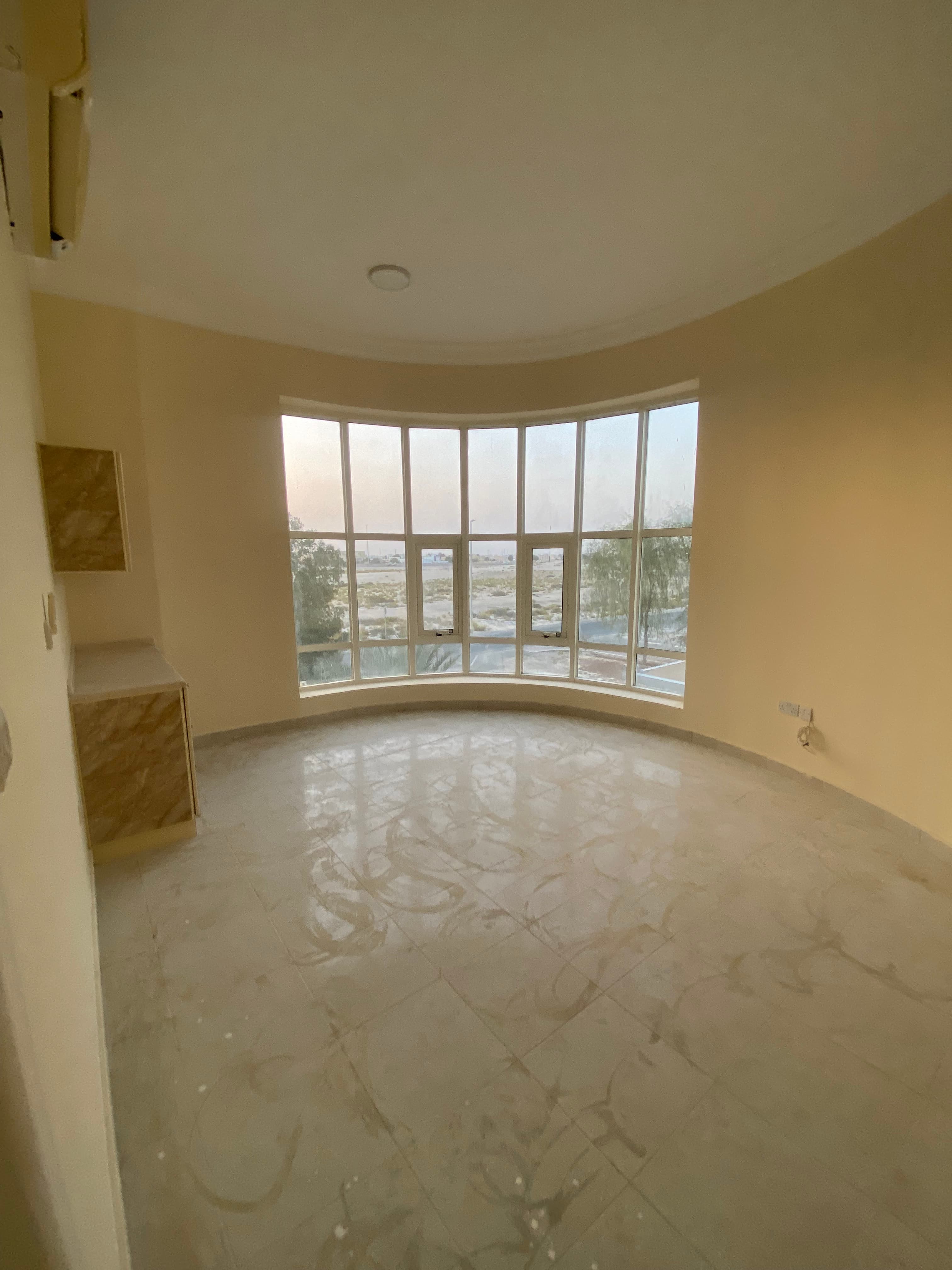 For rent a 5-room villa and a very elegant finishing board, a notarized contract 1