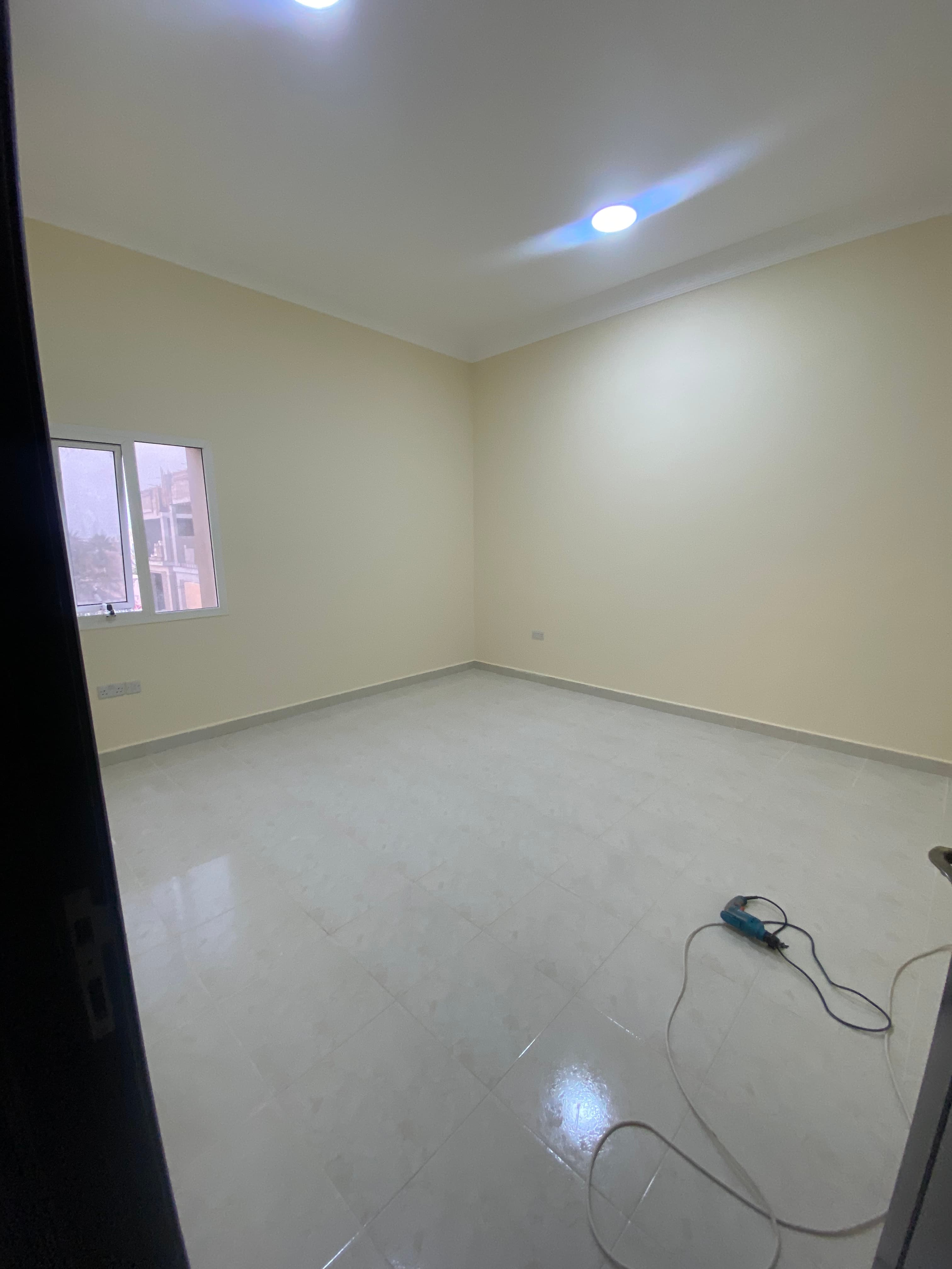 For rent a 5-room villa and a very elegant finishing board, a notarized contract 3