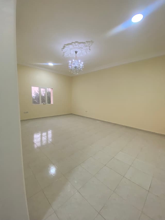 For rent a 5-room villa and a very elegant finishing board, a notarized contract
