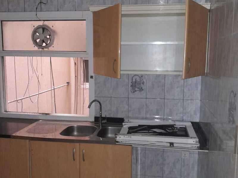Al Qasimia station 2 rooms   7