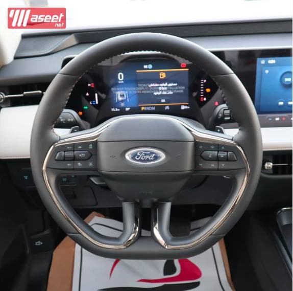 Ford Taurus Trend 2025 