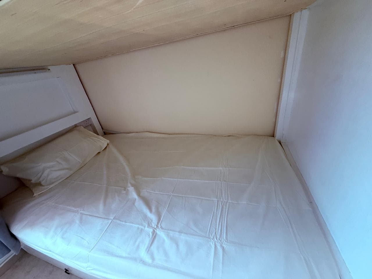 🏡 مساحة سرير مفروشة بالكامل في برشا هايتس 0