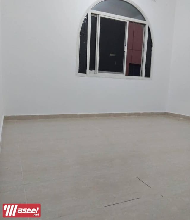 للايجار استديو في ابو ظبي شارع المرور