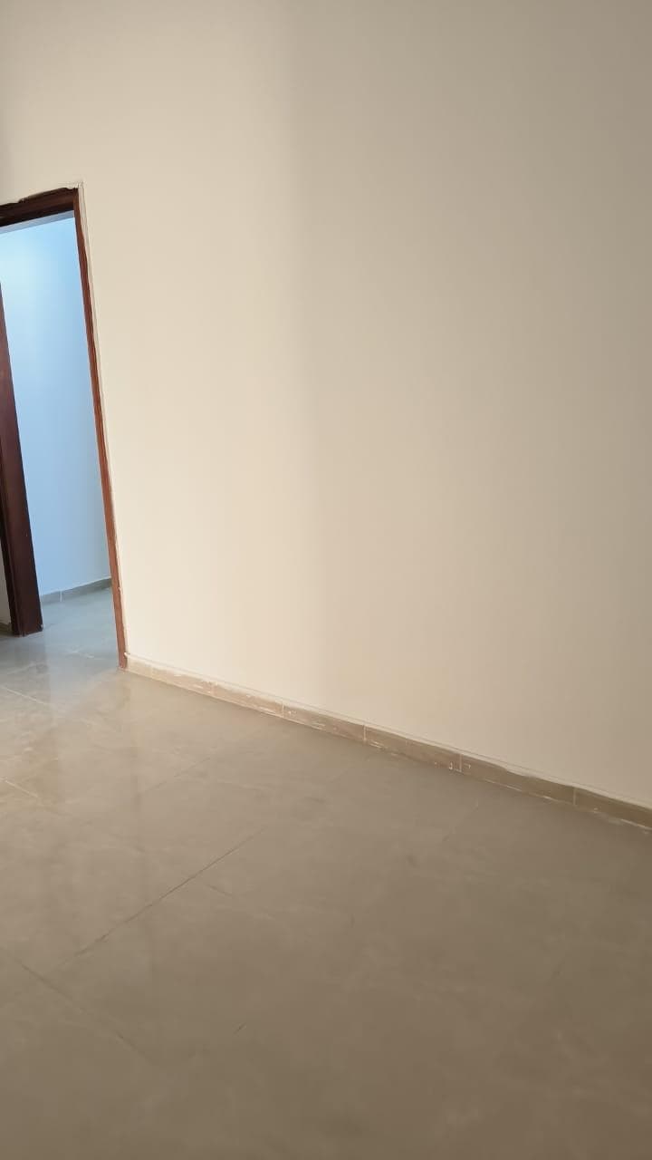 شقة داخل فيلا للايجار  بالمشرف 9